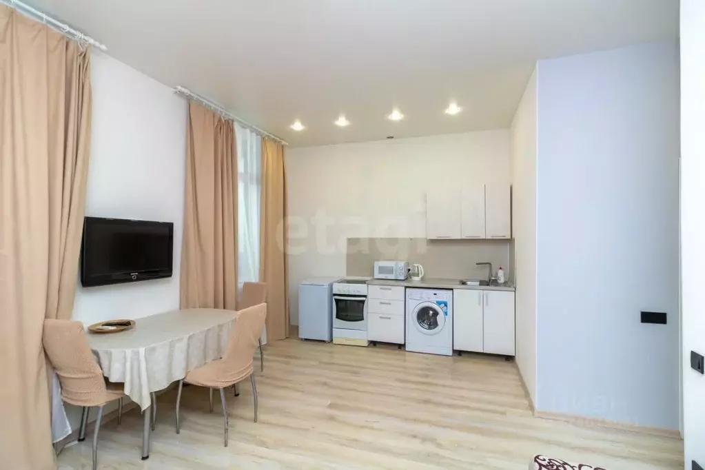 Студия Тюменская область, Тюмень Велижанская ул., 66к1 (30.0 м) - Фото 1