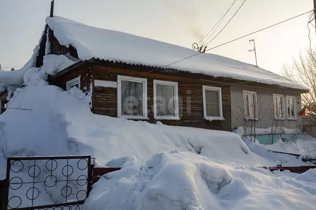 Дом в Кемеровская область, Новокузнецк Урюпинский проезд, 11 (76 м) - Фото 1