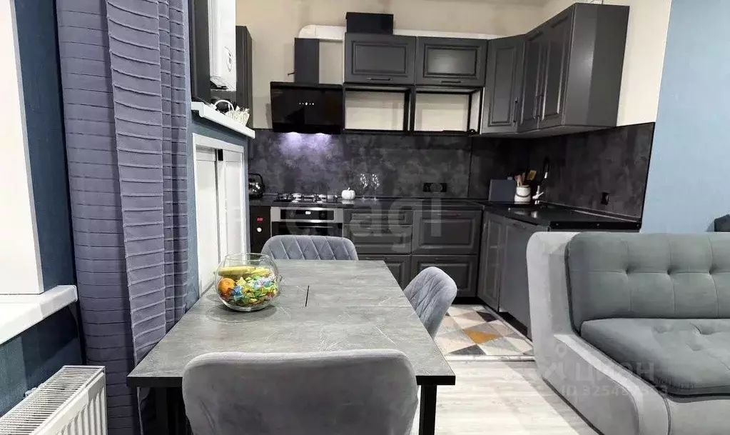 2-к кв. Тульская область, Тула ул. Сурикова, 26 (77.0 м) - Фото 1