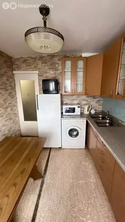 4-комнатная квартира: Тюмень, улица Циолковского, 15 (72.9 м) - Фото 2