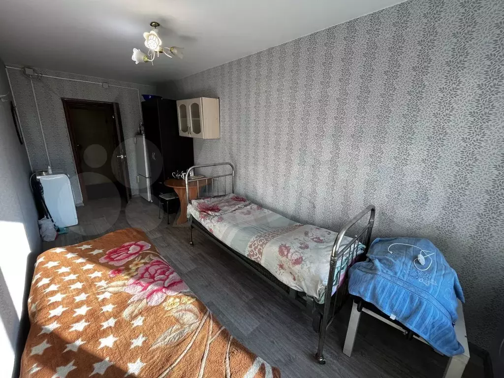 Комната 12,5 м в 6-к., 2/4 эт. - Фото 1