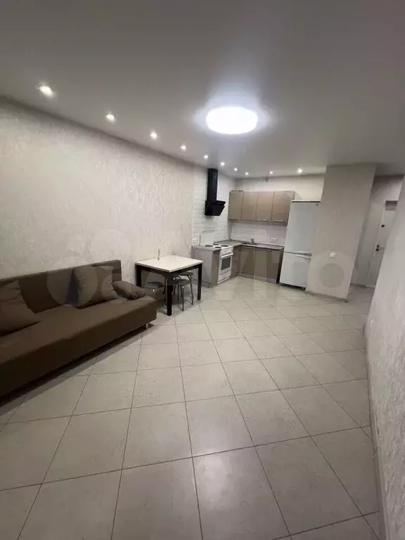 2-к. квартира, 40 м, 4/33 эт. - Фото 0