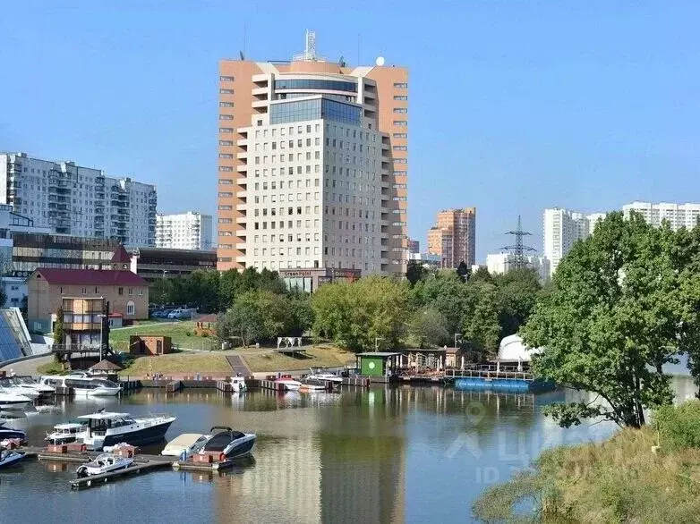 Офис в Московская область, Химки ул. Панфилова, 19с1 (250 м) - Фото 1