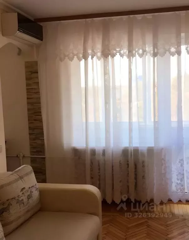 1-к кв. Крым, Симферополь ул. Набережная имени 60-летия СССР, 51 (30.0 ... - Фото 2