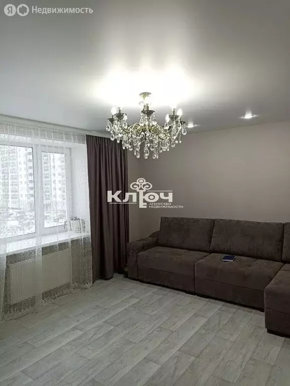 2-комнатная квартира: село Мариинский, Хвойная улица, 2 (57 м) - Фото 1