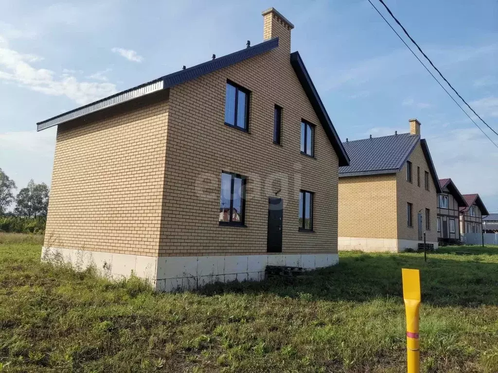 Дом в Башкортостан, Иглинский район, Акбердинский сельсовет, с. ... - Фото 2