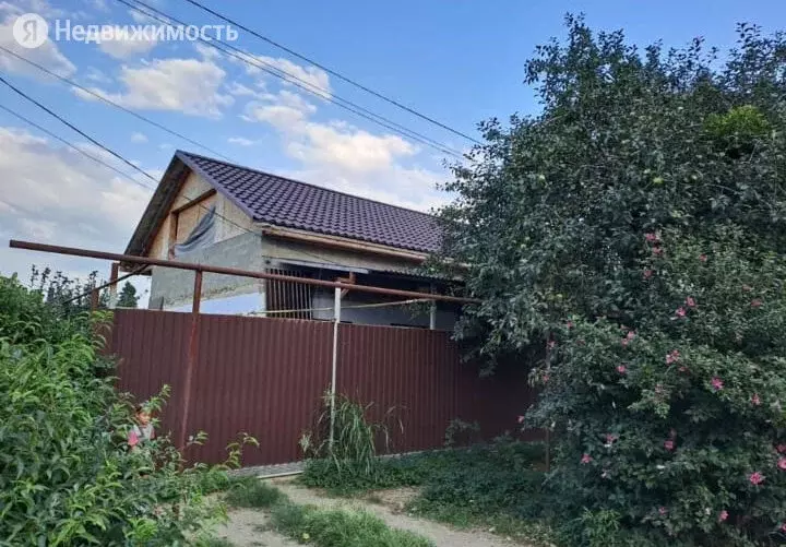 Дом в Хадыженск, улица Нахимова, 28 (220 м) - Фото 1