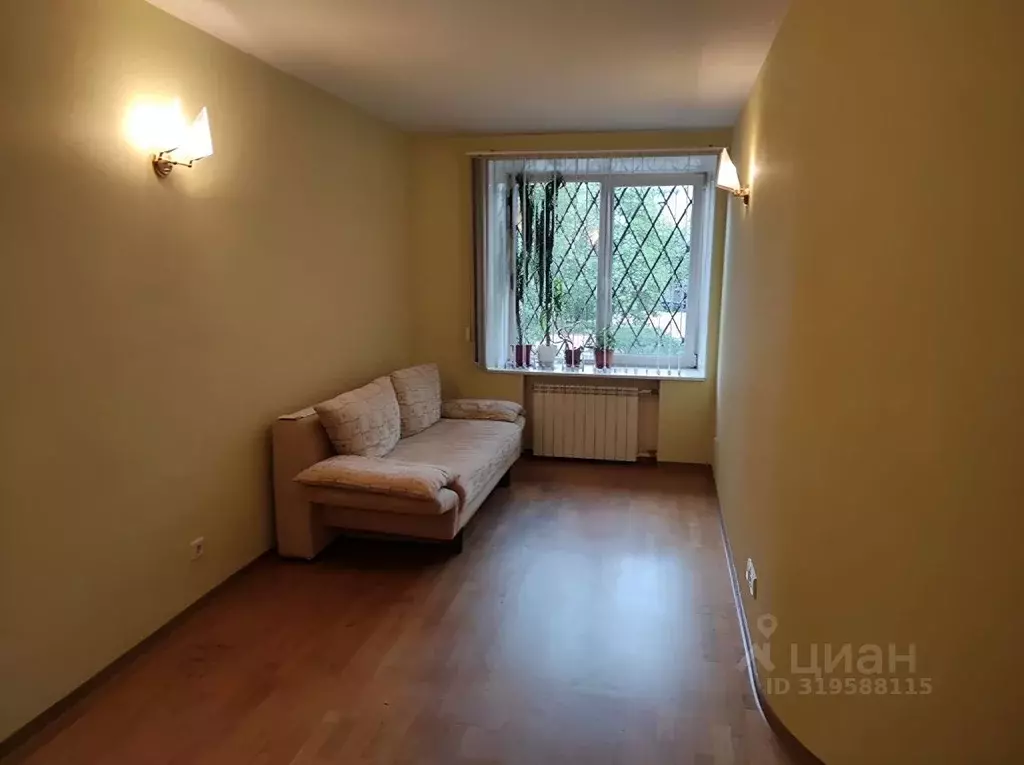 2-к кв. Санкт-Петербург Каменноостровский просп., 41 (57.0 м) - Фото 0