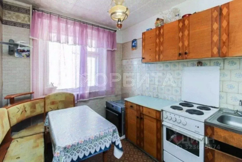 4-к кв. Тюменская область, Тюмень проезд Стахановцев, 6 (80.0 м) - Фото 1