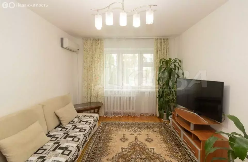 3-комнатная квартира: Тюмень, улица Домостроителей, 6А (70.8 м) - Фото 2