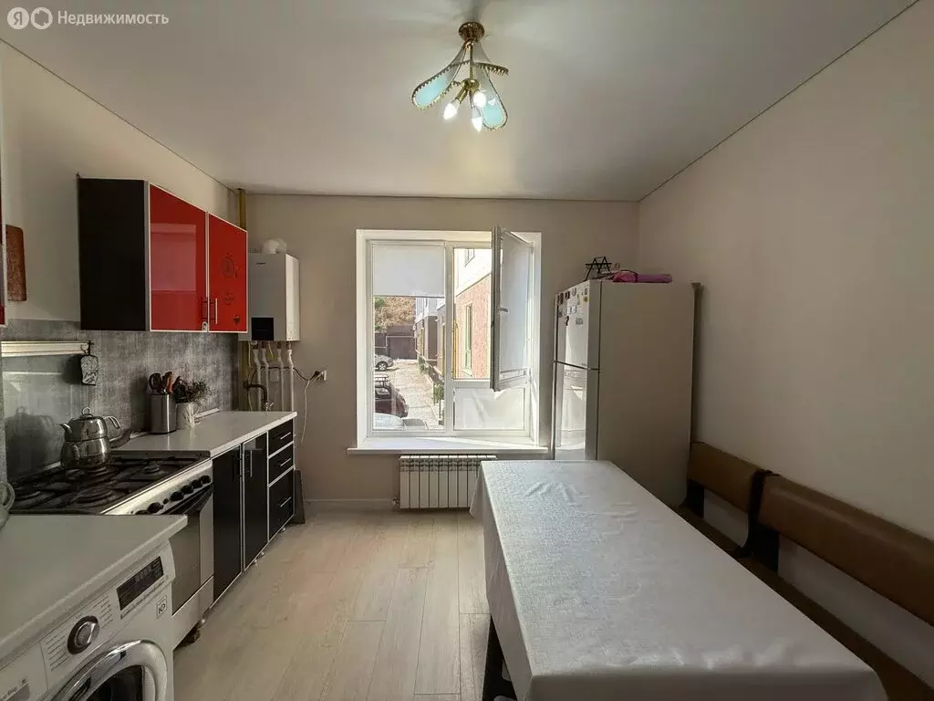 3-комнатная квартира: Дербент, Строительная улица, 3Ю (75 м) - Фото 2