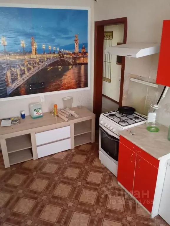 2-к кв. Свердловская область, Асбест просп. Ленина, 22 (30.0 м) - Фото 0