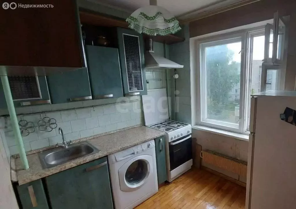 3-комнатная квартира: Медынь, Калужское шоссе, 3 (60.2 м) - Фото 1