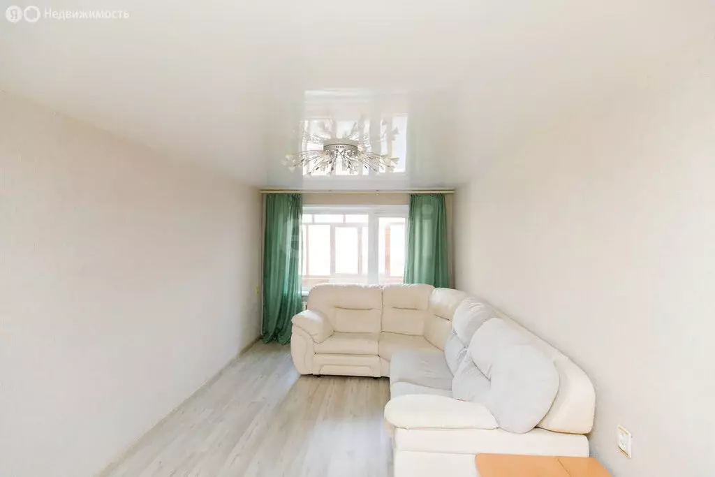 3-комнатная квартира: Ижевск, Школьная улица, 17 (59 м) - Фото 1