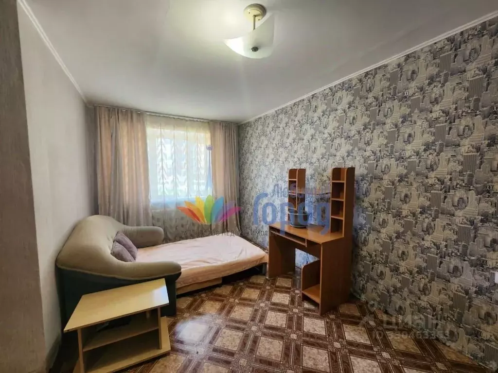 1-к кв. Кемеровская область, Новокузнецк ул. Кирова, 2А (30.0 м) - Фото 1