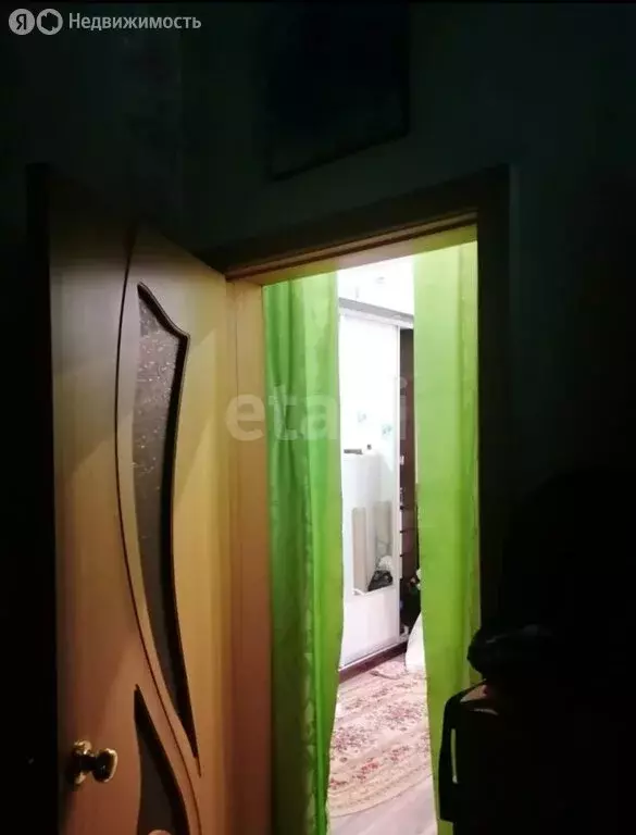 3-комнатная квартира: посёлок городского типа Первомайский, улица ... - Фото 1
