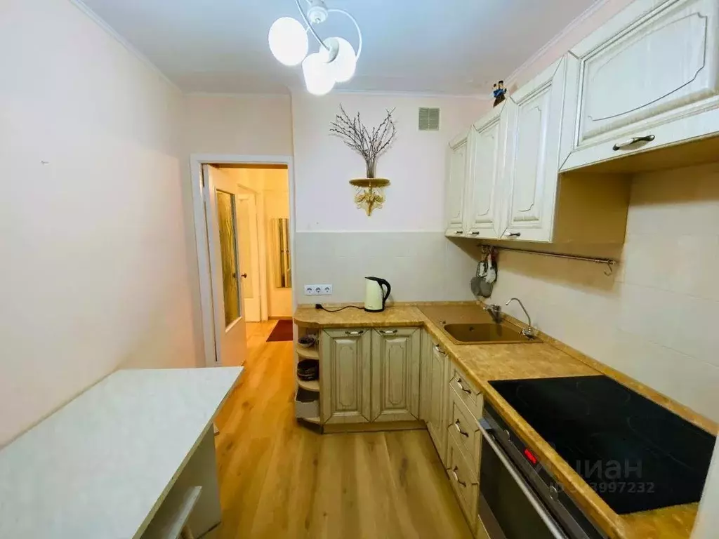 2-к кв. Свердловская область, Екатеринбург ул. Опалихинская, 30 (50.0 ... - Фото 2