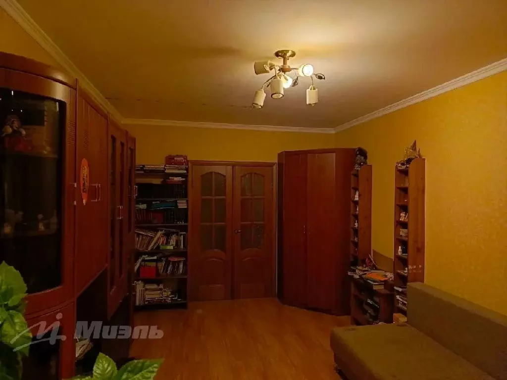 Продается 3-комнатная квартира - Фото 2