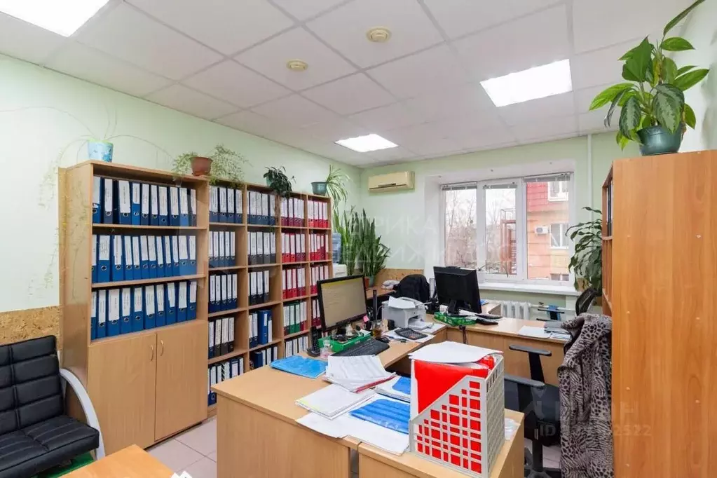 Помещение свободного назначения в Тюменская область, Тюмень ул. 30 лет ... - Фото 1