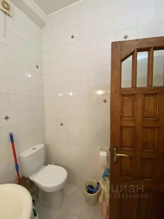 2-к кв. Севастополь ул. Суворова, 2/7 (55.4 м) - Фото 0