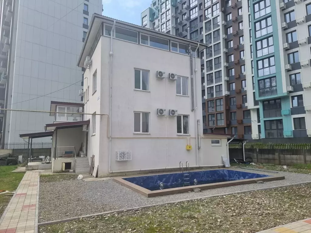 Дом в Краснодарский край, Сочи городской округ, Дагомыс пгт  (500 м) - Фото 2