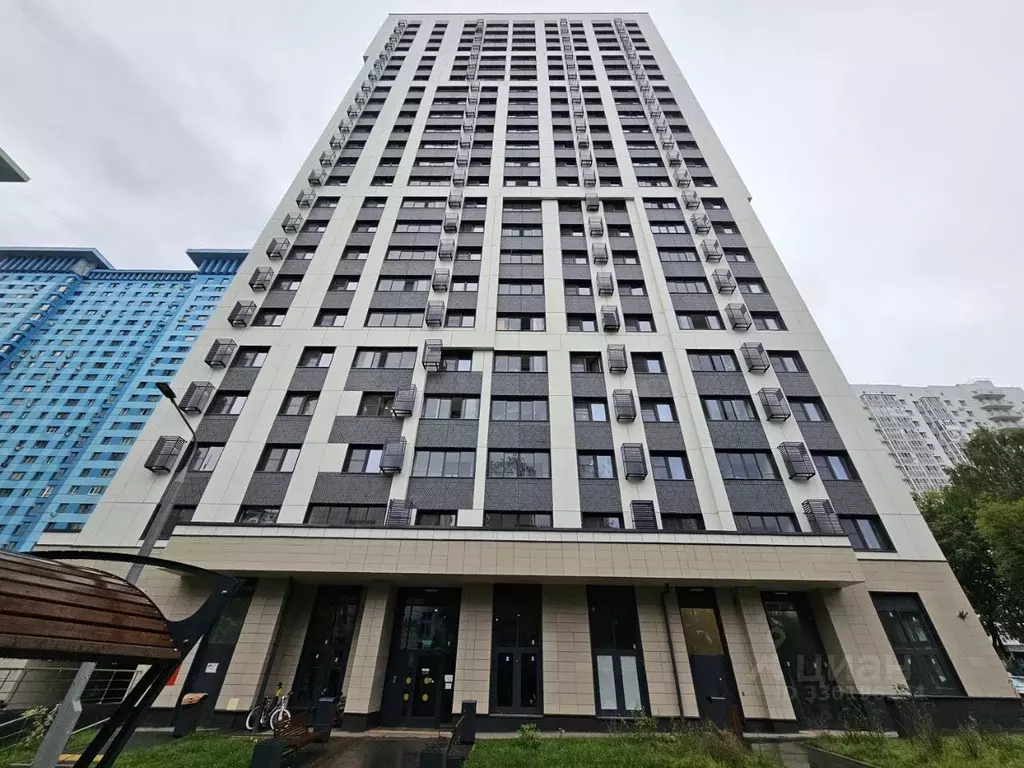 Гараж в Москва Авиационная ул., 61/2 (16 м) - Фото 1