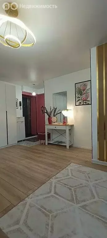 2-комнатная квартира: Тюмень, улица Мельникайте, 103 (42.5 м) - Фото 2