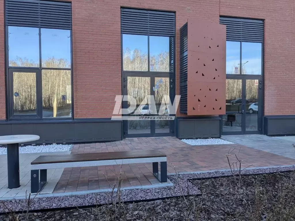 Торговая площадь в Челябинская область, Челябинск Комсомольский ... - Фото 2