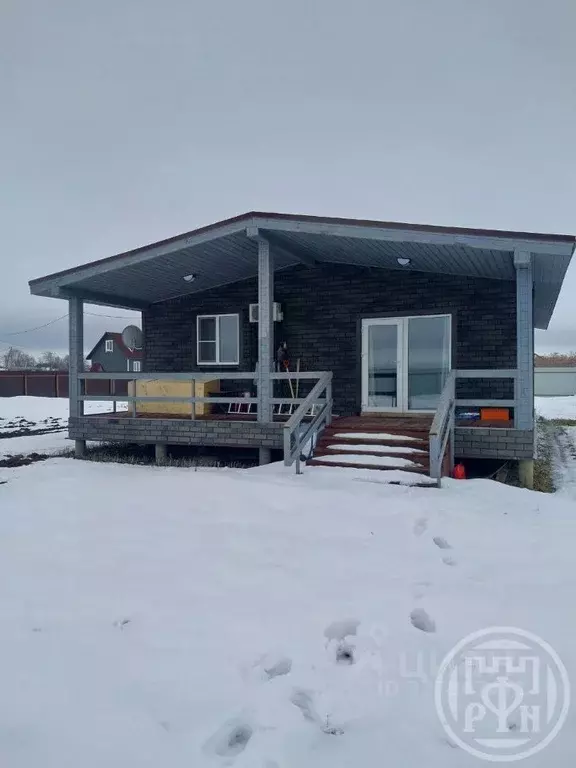 Дом в Ленинградская область, Волосовский район, д. Клопицы 190А (90 м) - Фото 1