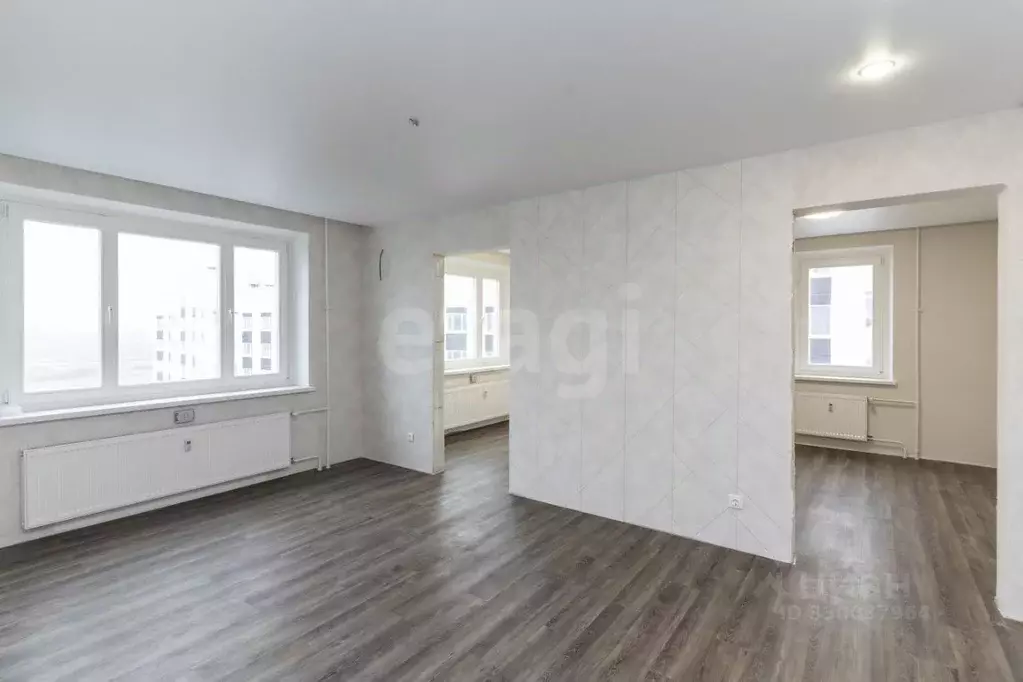 3-к кв. Тюменская область, Тюмень ул. Павла Шарова, 27 (56.2 м) - Фото 1