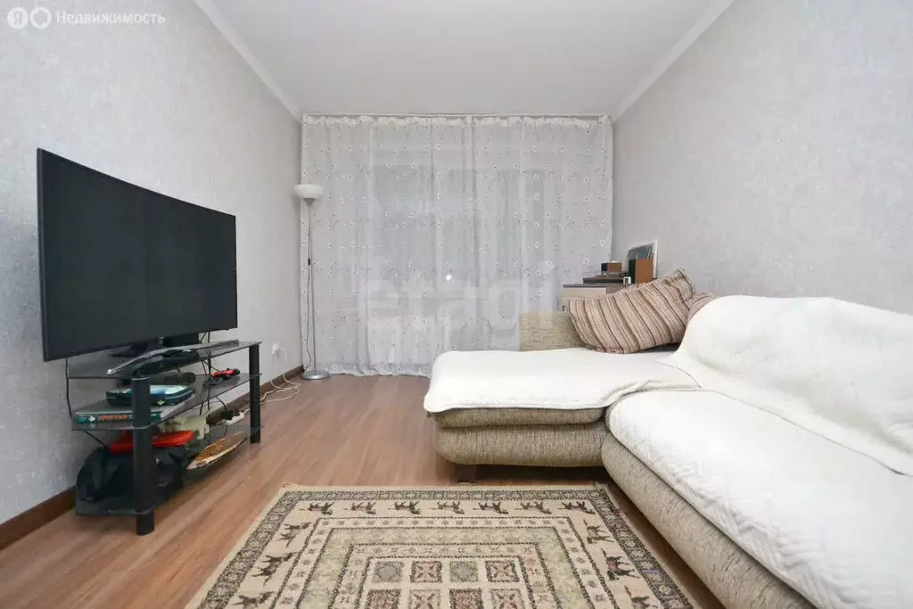 2-комнатная квартира: Якутск, улица Фёдора Попова, 2 (51.8 м) - Фото 1