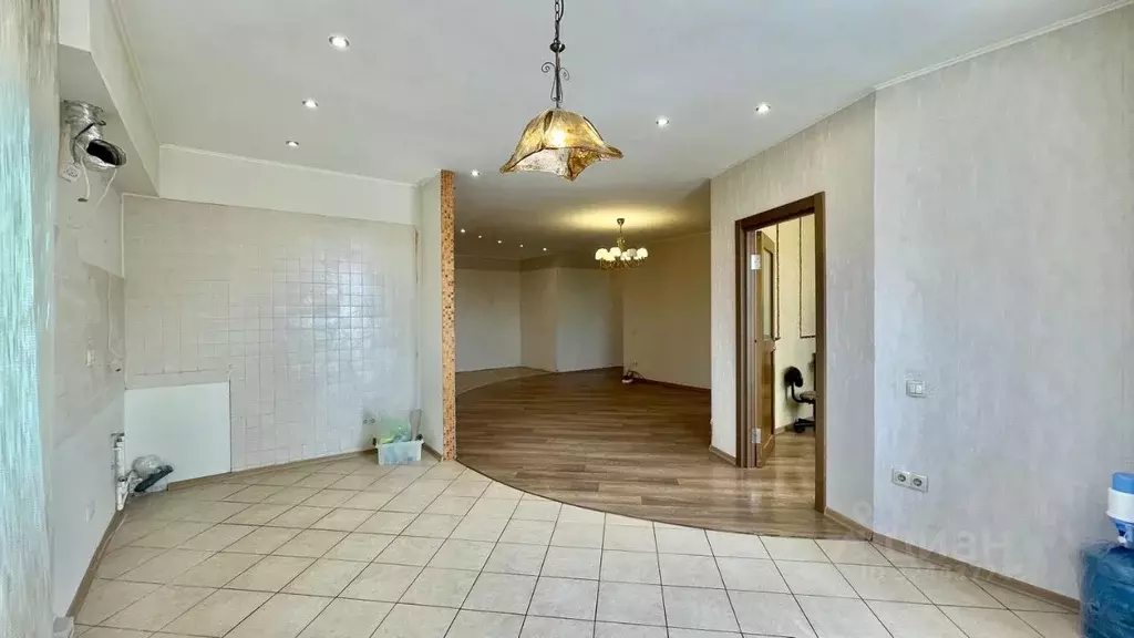 3-к кв. Калужская область, Калуга ул. Баррикад, 144 (117.0 м) - Фото 2