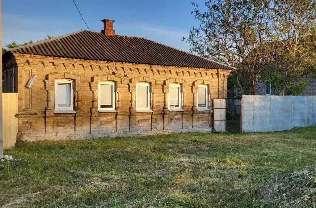 Дом в Белгородская область, Алексеевка ул. Ани Скоробогатько (50 м) - Фото 0