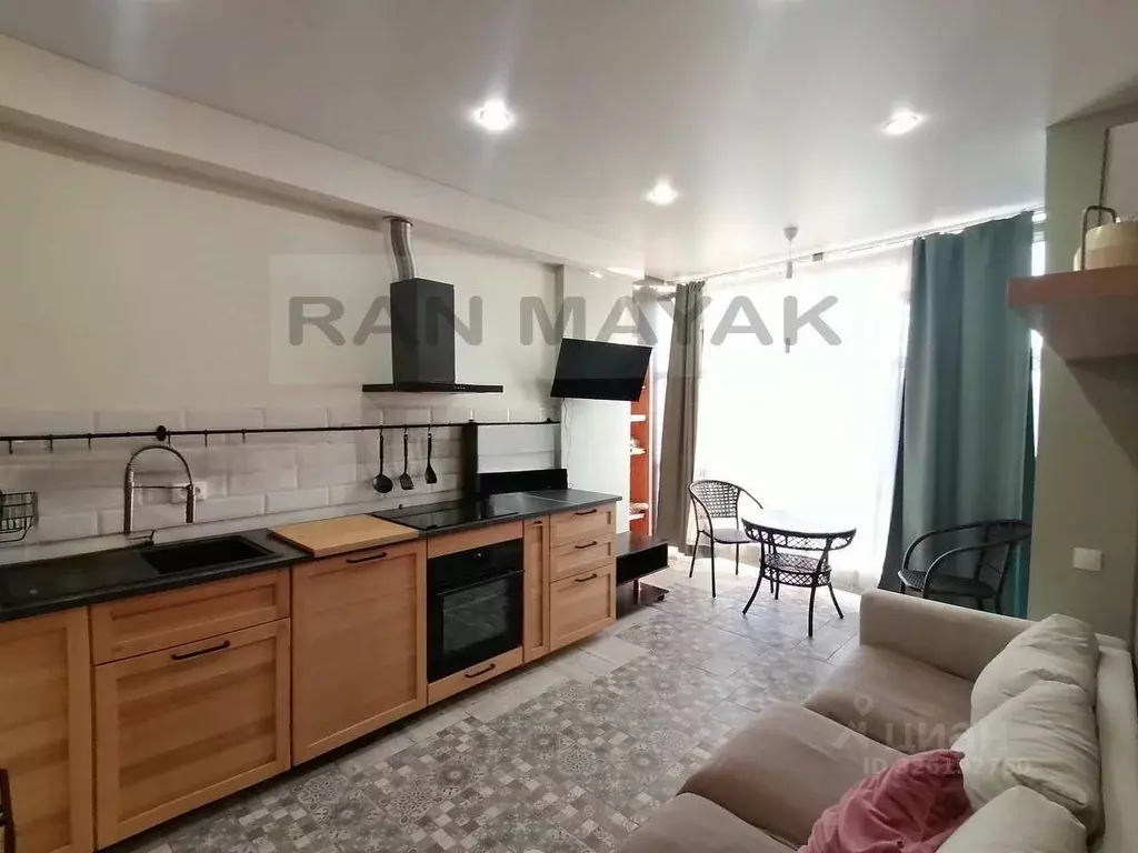 2-к кв. Адыгея, Майкоп Школьная ул., 182 (51.0 м) - Фото 1