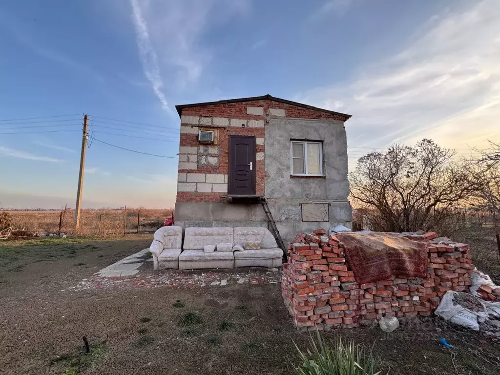 Дом в Астраханская область, Приволжский район, Ягодка садовое ... - Фото 1