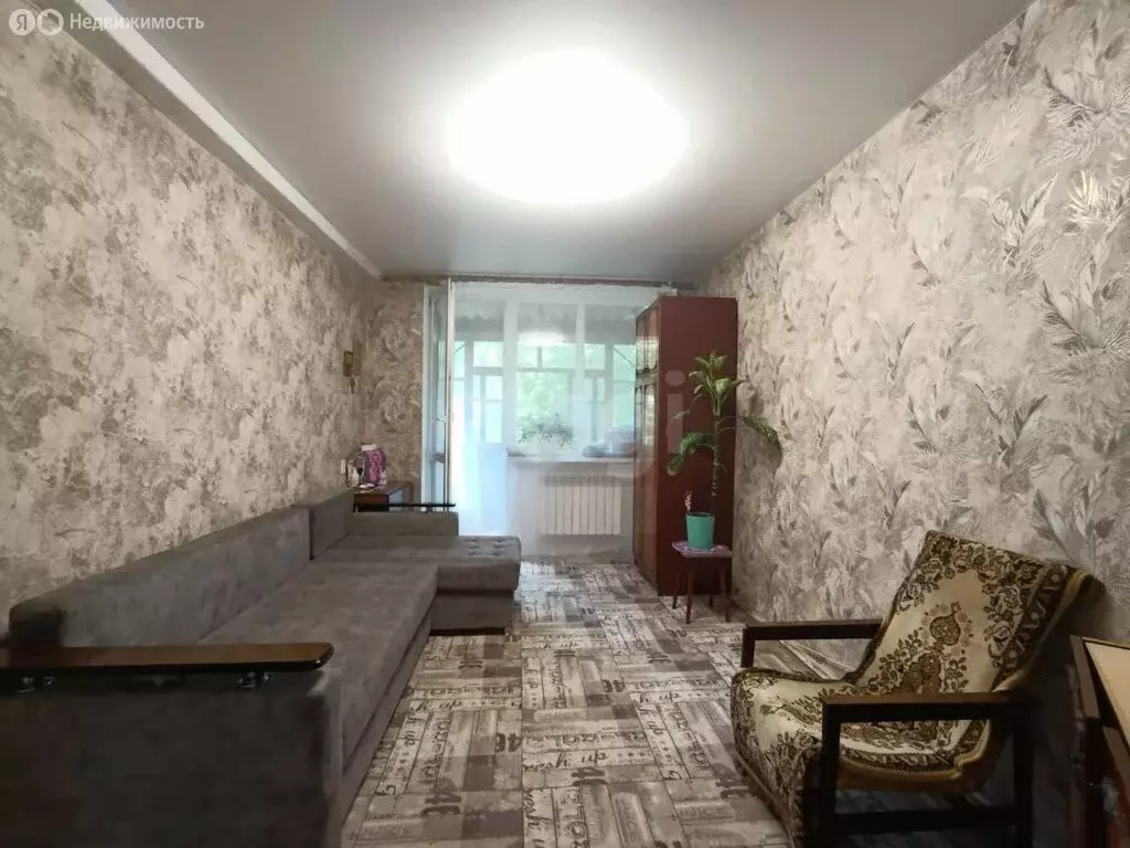2-комнатная квартира: Молодёжное, улица Строителей, 7 (44 м) - Фото 1