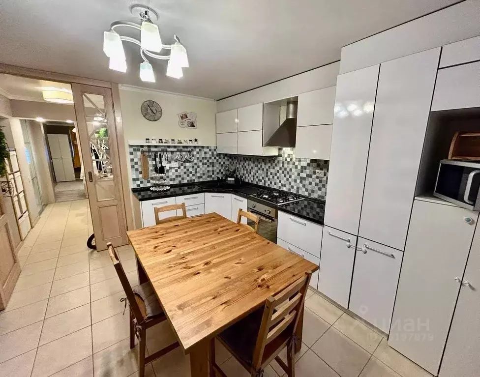3-к кв. Самарская область, Самара Крутые Ключи мкр, 1 (65.0 м) - Фото 0