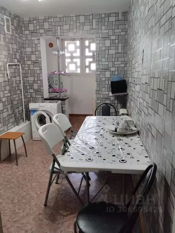 3-к кв. Калмыкия, Элиста 8-й мкр, 12 (62.0 м) - Фото 1