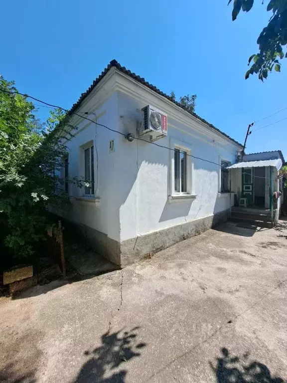 Дом в Крым, Керчь ул. Фрунзе (84 м) - Фото 1