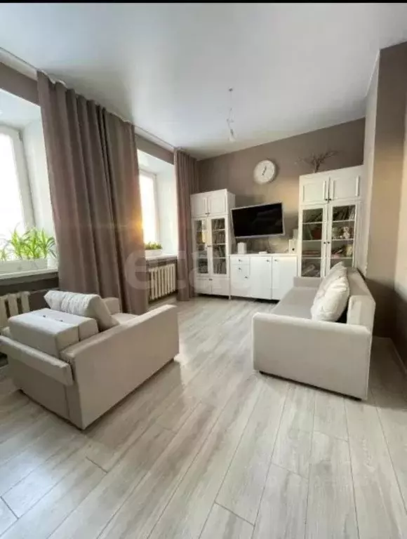 3-к кв. Саха (Якутия), Якутск Октябрьская ул., 5 (70.1 м) - Фото 2