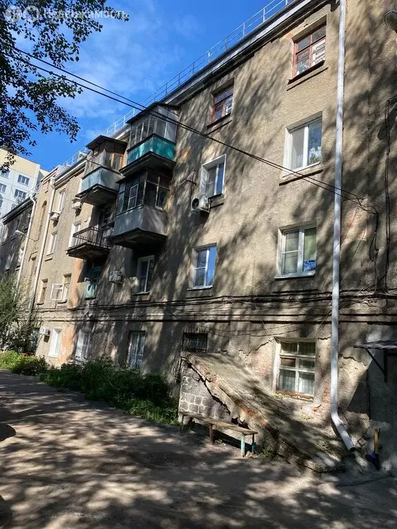 3-комнатная квартира: Воронеж, проспект Труда, 12 (72.8 м) - Фото 1