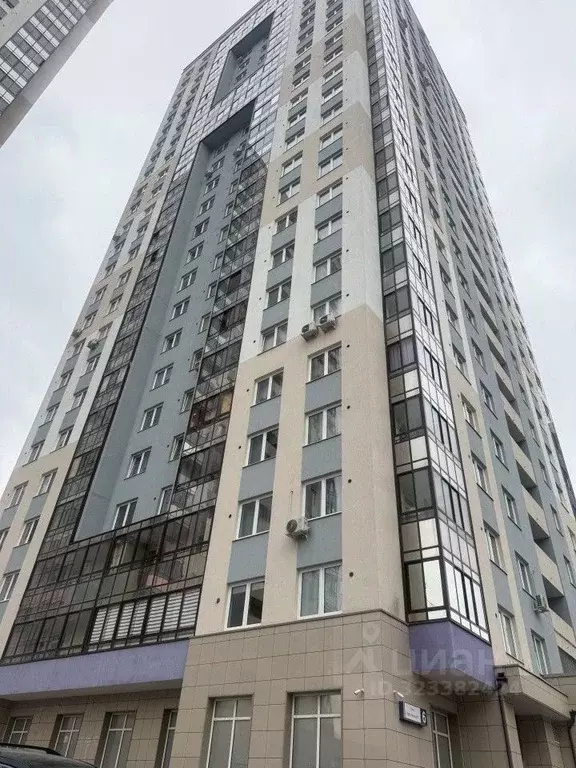 Студия Свердловская область, Екатеринбург ул. Крестинского, 6 (33.2 м) - Фото 1