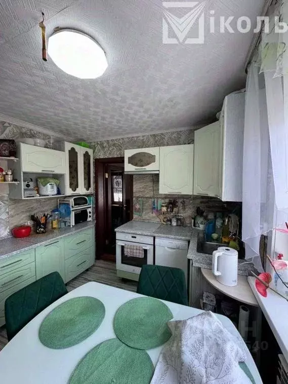 Дом в Иркутская область, Иркутск ул. Владимирского, 151 (80 м) - Фото 1