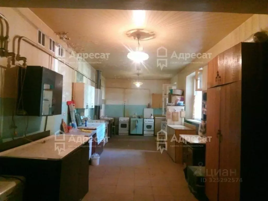 Комната Волгоградская область, Волгоград ул. Им. Циолковского, 2 (18.0 ... - Фото 1
