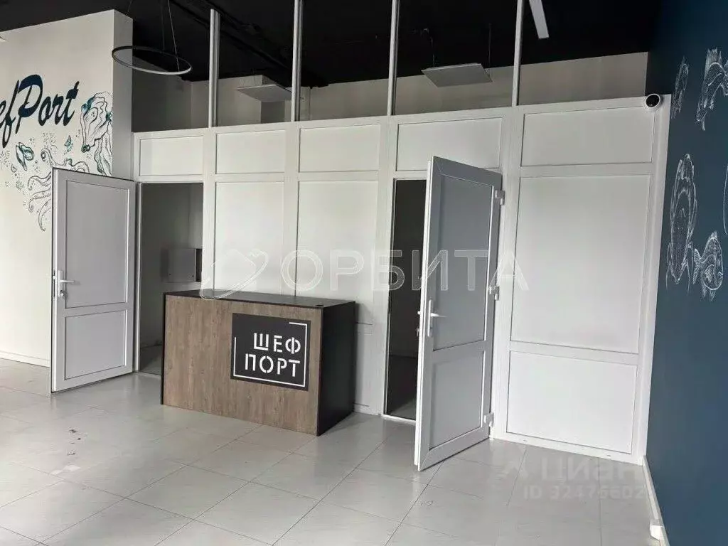 Торговая площадь в Тюменская область, Тюмень ул. Фармана Салманова, 16 ... - Фото 1