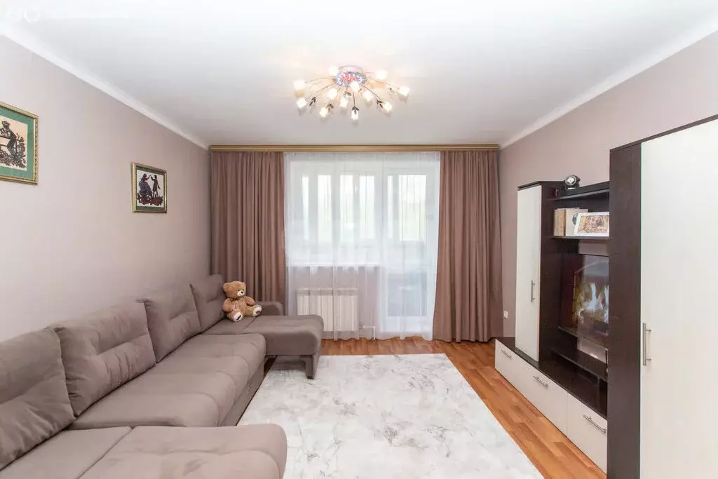 3-комнатная квартира: Тобольск, микрорайон 7А, 23В (74.2 м) - Фото 1