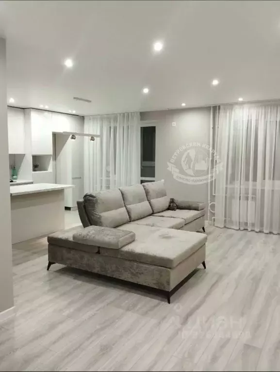 1-к кв. Ростовская область, Таганрог ул. Пархоменко, 58-2/4 (49.0 м) - Фото 0