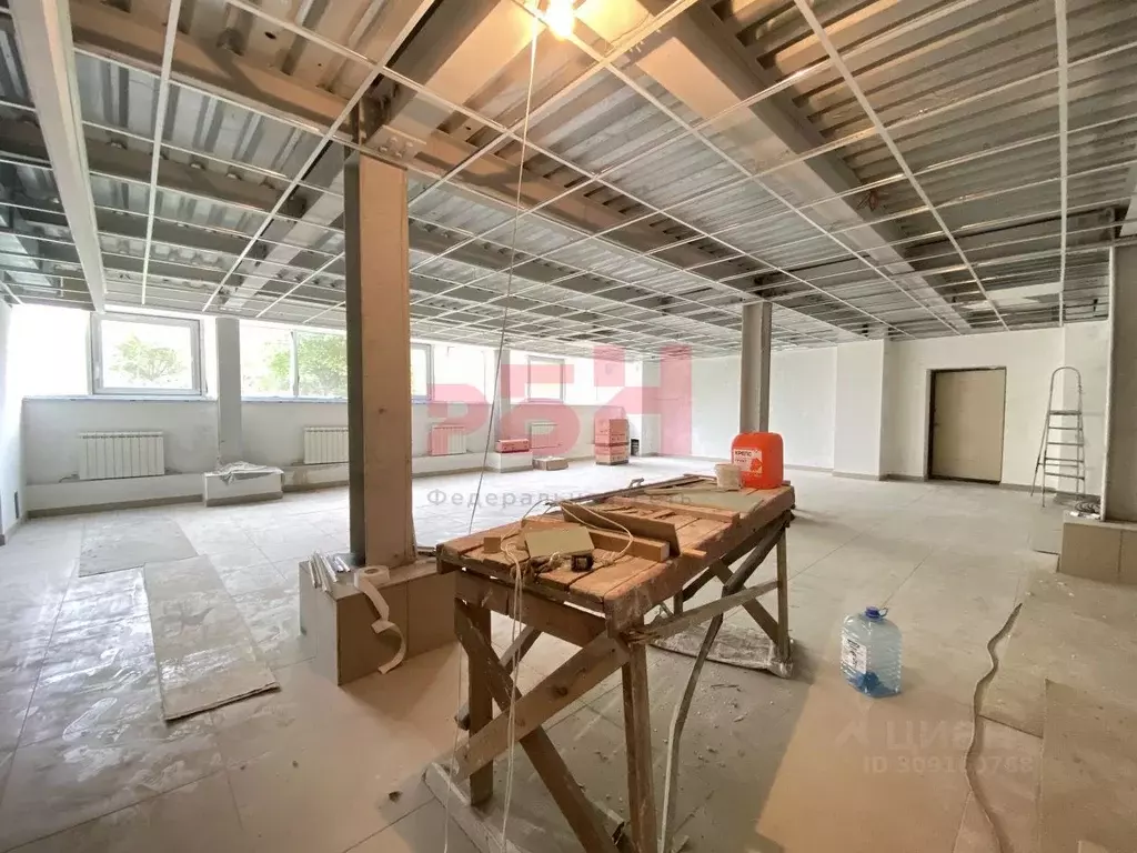 Торговая площадь в Курганская область, Курган ул. Ленина, 5 (140 м) - Фото 2