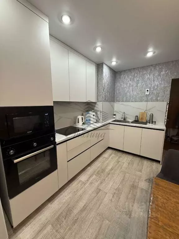 3-к кв. Белгородская область, Старый Оскол Олимпийский мкр, 20А (64.0 ... - Фото 1