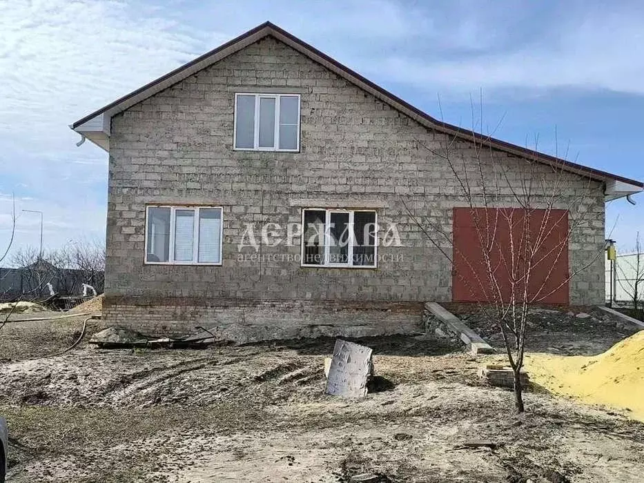 Коттедж в Белгородская область, Старооскольский городской округ, с. ... - Фото 1